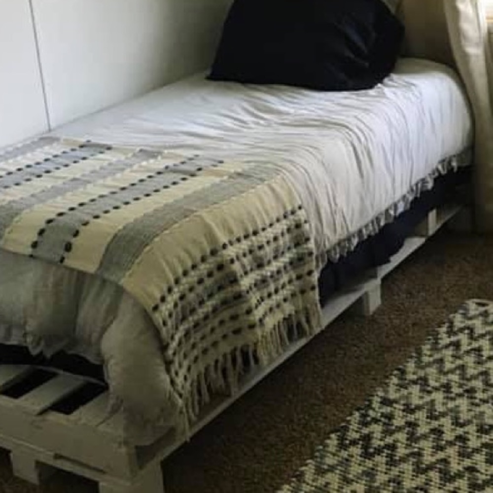 Navy bed skirt